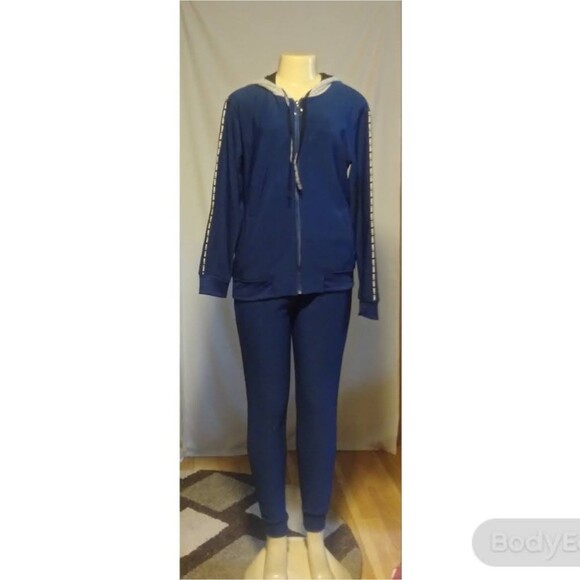 Turquoise Blue Sweatsuit L - Picture 1 of 10